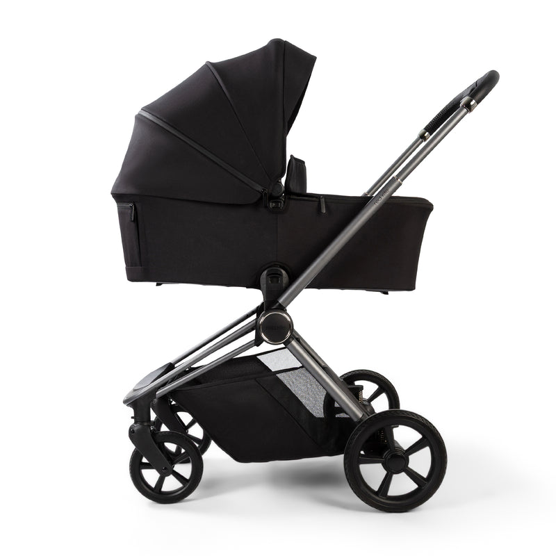 Redkite Push Me Cruise Complete Essentials Baby Bundle Inc Spin Base - Liquorice