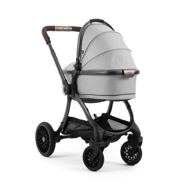 EX DISPLAY Aston Martin egg3 Luxury Travel System - Soft Grey