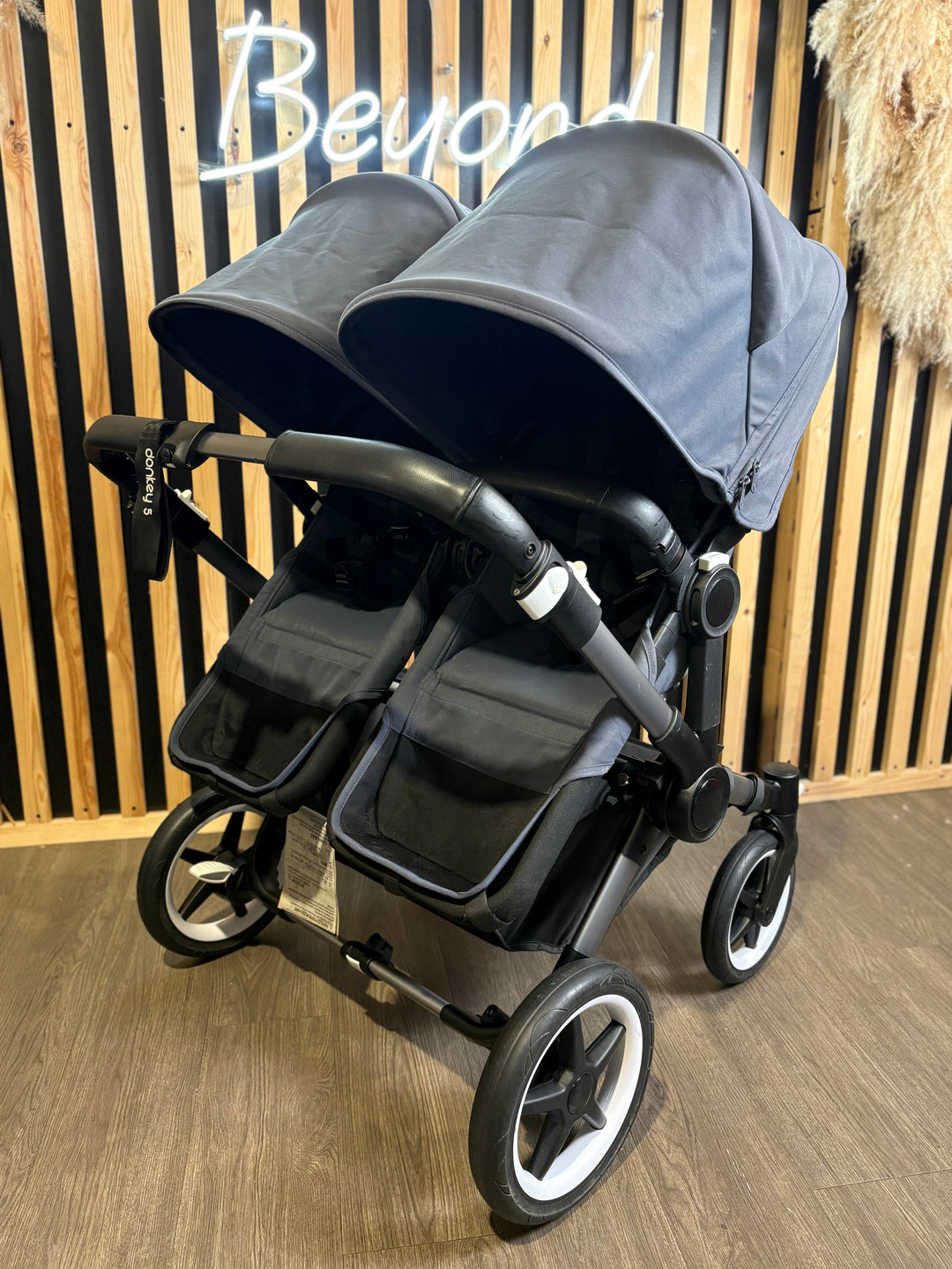 PRE LOVED Bugaboo Donkey5 Twin Bundle - Stormy Blue