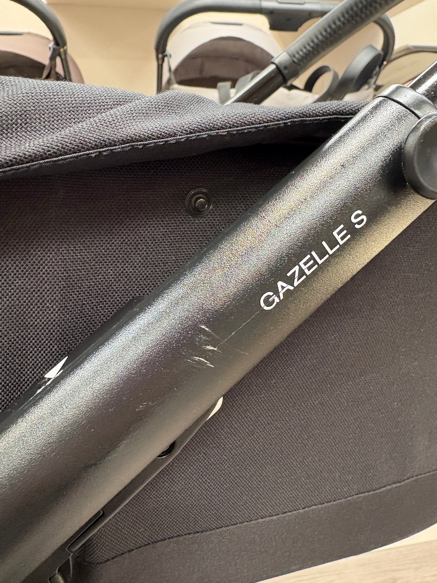 PRE LOVED Cybex Gazelle S Twin Bundle - Moon Black