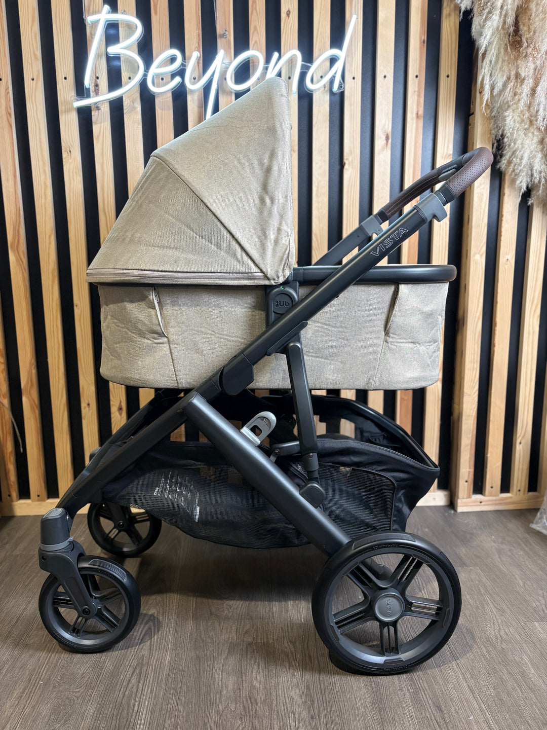 OPEN BOX UPPAbaby Vista V3 3in1 Travel System - Liam/Jake