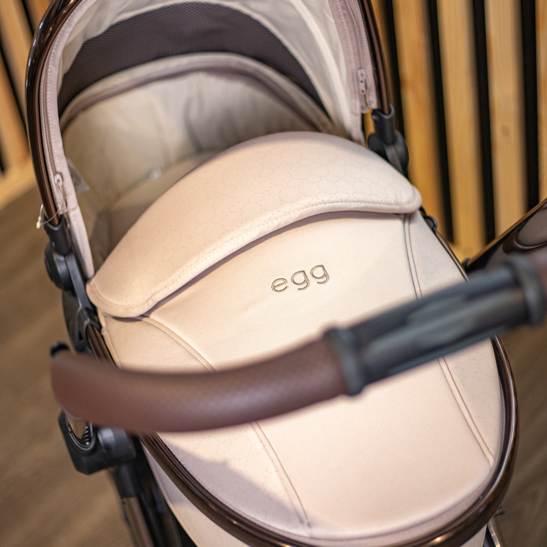 EX DISPLAY Egg2 Pram & Pushchair - Feather Geo