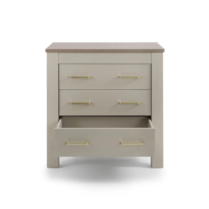 BabyStyle Bordeaux Dresser - Oatmeal