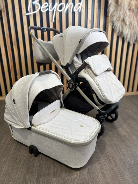 PRE LOVED Venicci Tinum Upline 2in1 Travel System - Stone Beige