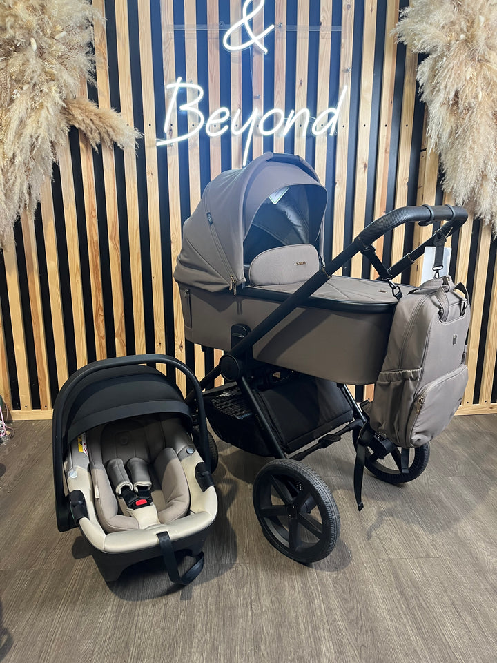 EX DISPLAY Venicci Upline2 3-in-1 Travel System - Brownie