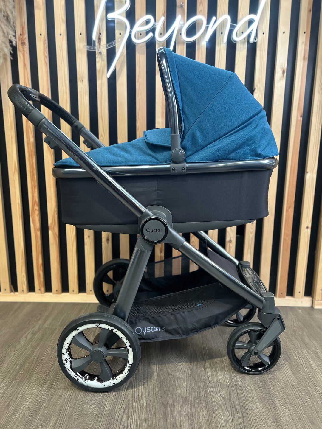 PRE LOVED Babystyle Oyster3 Travel System - Kingfisher