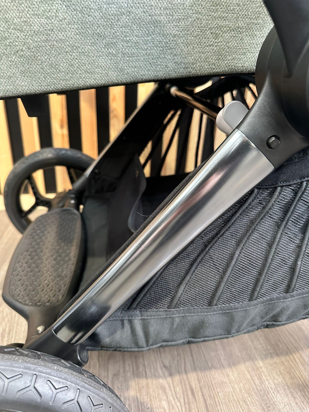 PRE LOVED iCandy Core Travel System - Light Moss