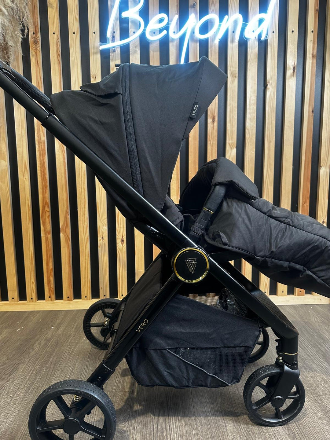 EX DISPLAY Venicci Vero Stroller - Night