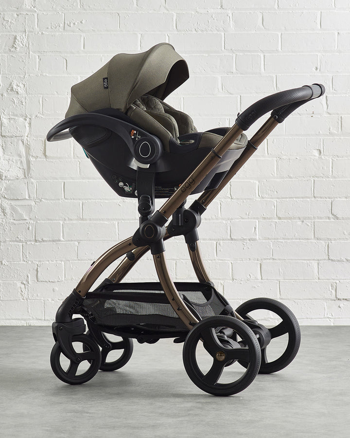 egg Shell i-Size Car Seat - Hunter Green