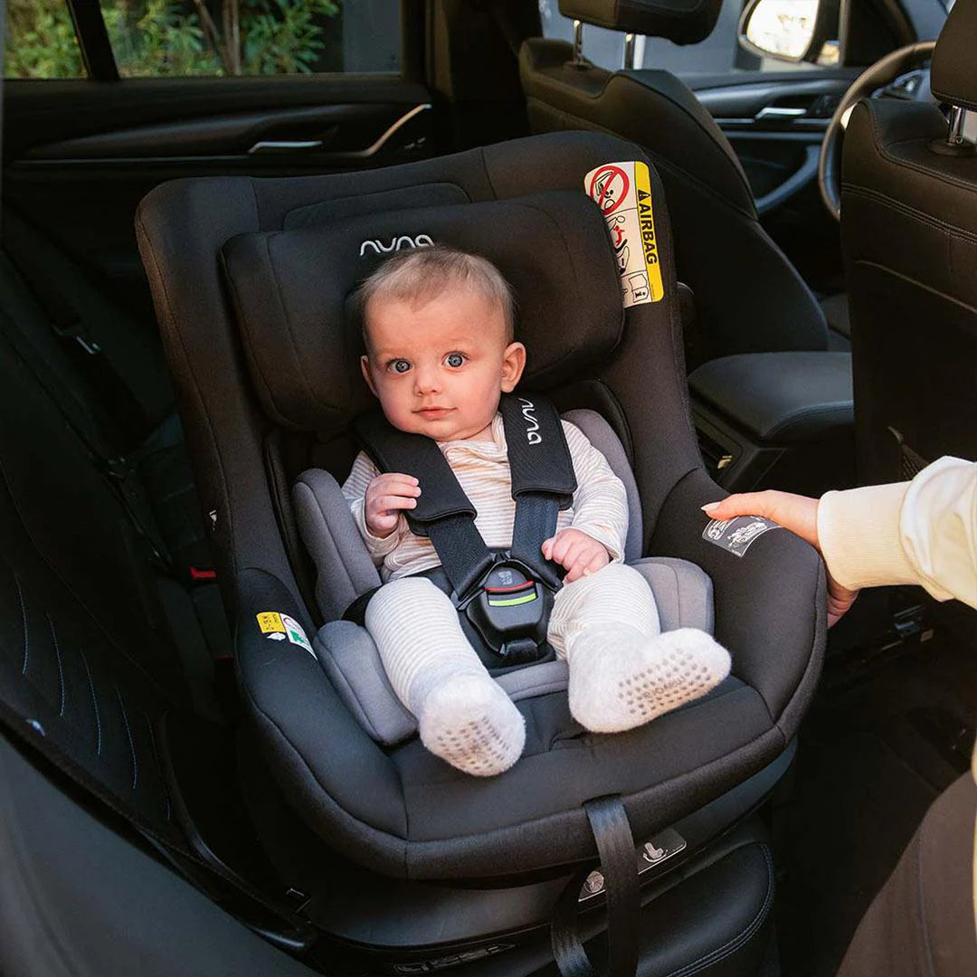 Nuna Pruu i-Size Car Seat Inc 360 Isofix Base - Caviar