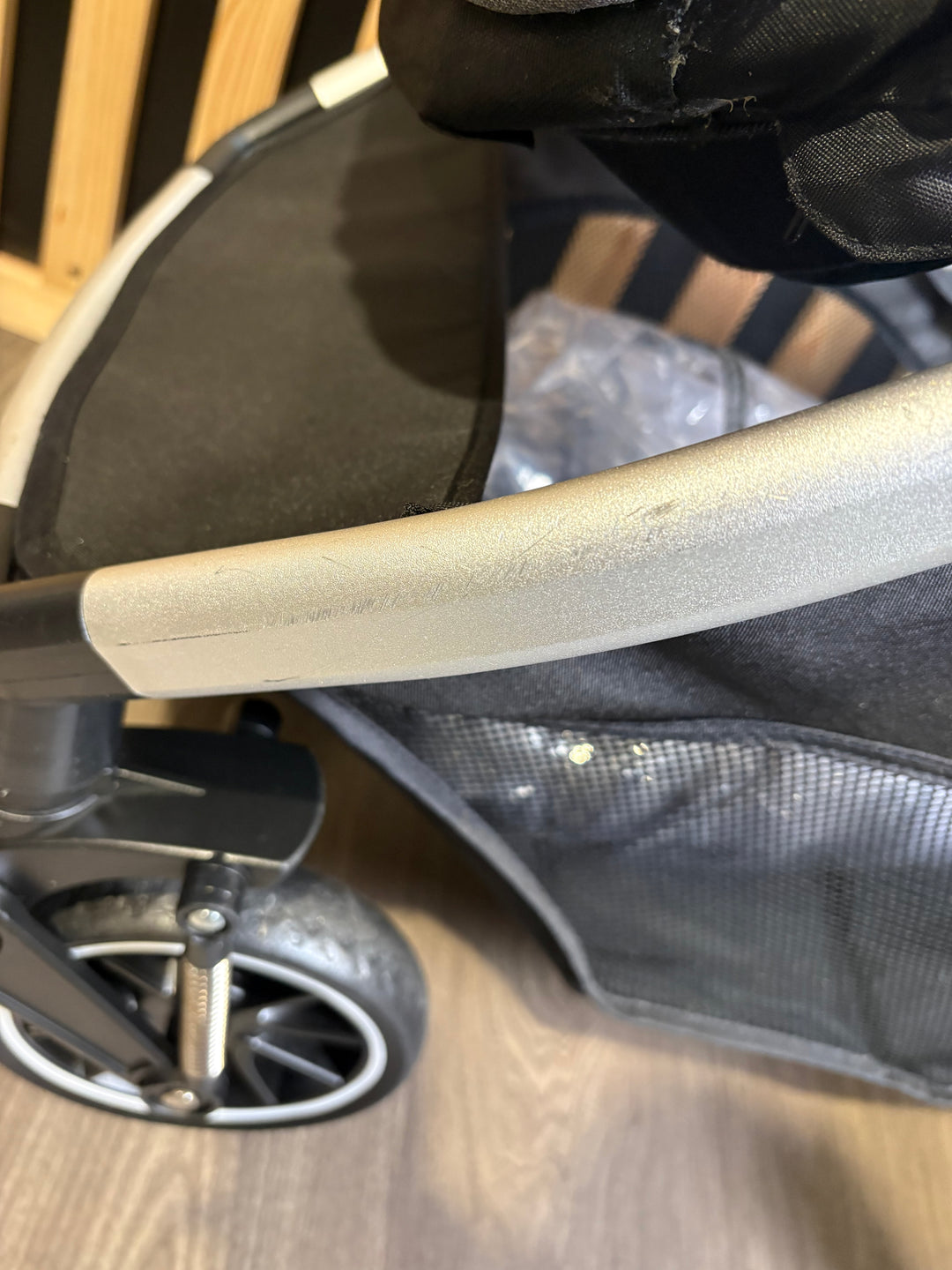 PRE LOVED Cuggl Parent and World-Facing Pushchair - Grey