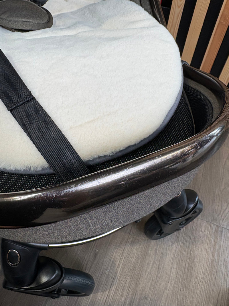 PRE LOVED egg3 Travel System - Hunter Green