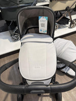 EX DISPLAY Oyster4 Pushchair + Carrycot - Jubilee
