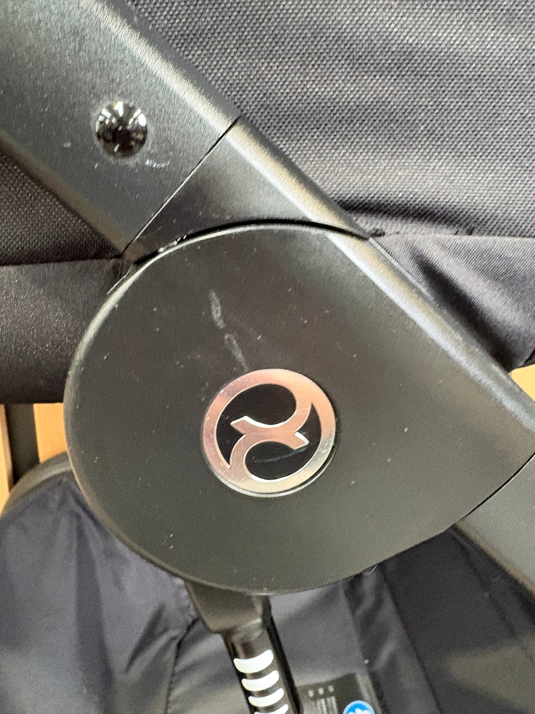 PRE LOVED Cybex Balios 2in1 Travel System - Moon Black