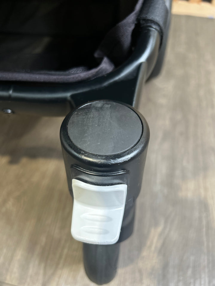 PRE LOVED Bugaboo Donkey3 Mono Pushchair Bundle - Midnight Black/Morning Pink