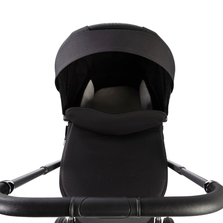 Redkite Push Me Cruise Complete Essentials Baby Bundle Inc Spin Base - Liquorice