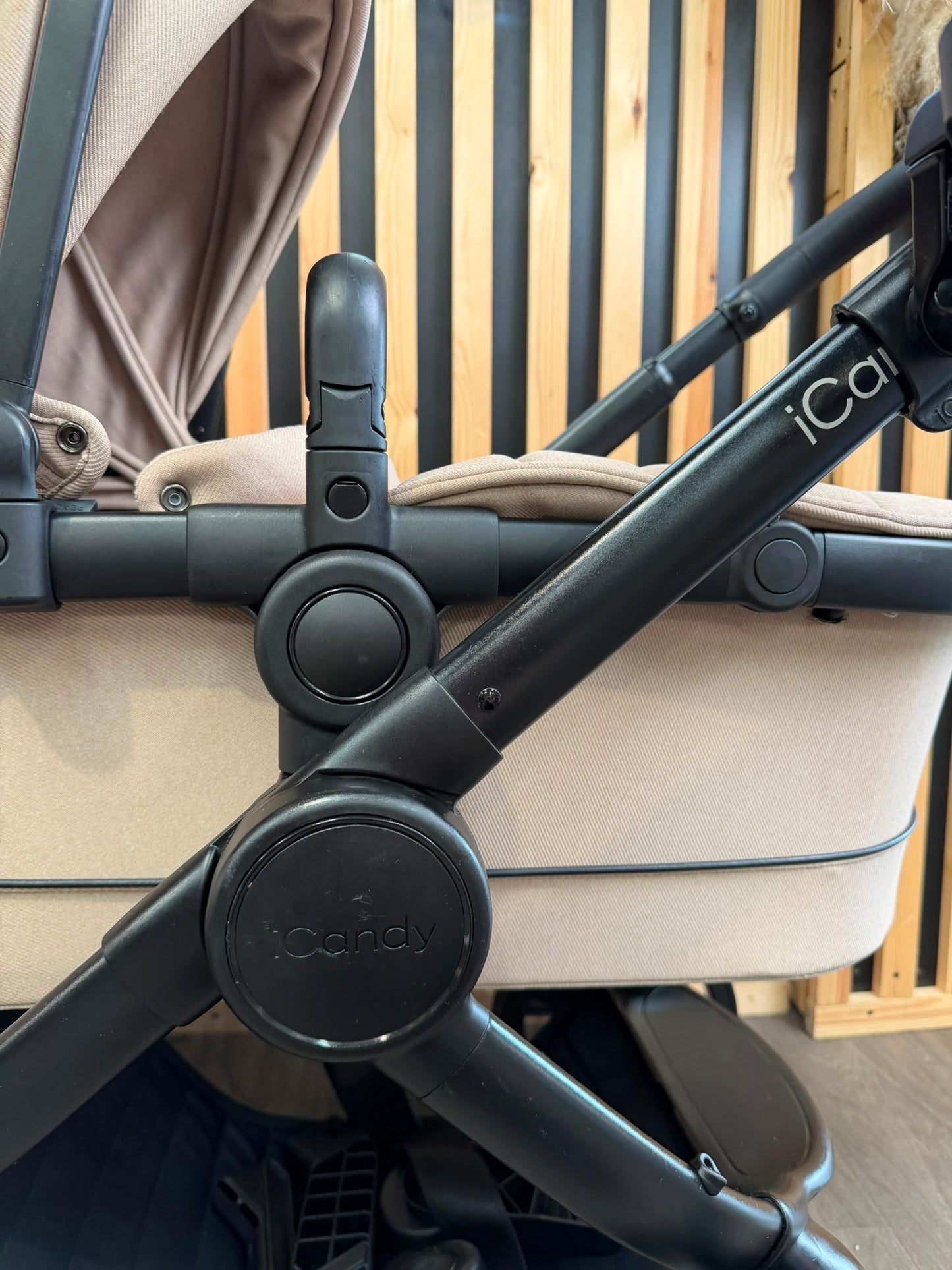 PRE LOVED iCandy Peach 7 Travel System - Cookie