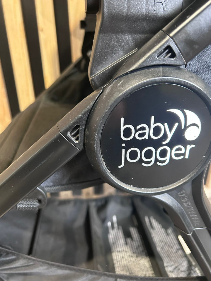 PRE LOVED Baby Jogger City Mini GT2 Stroller and Carrycot - Opulent Black