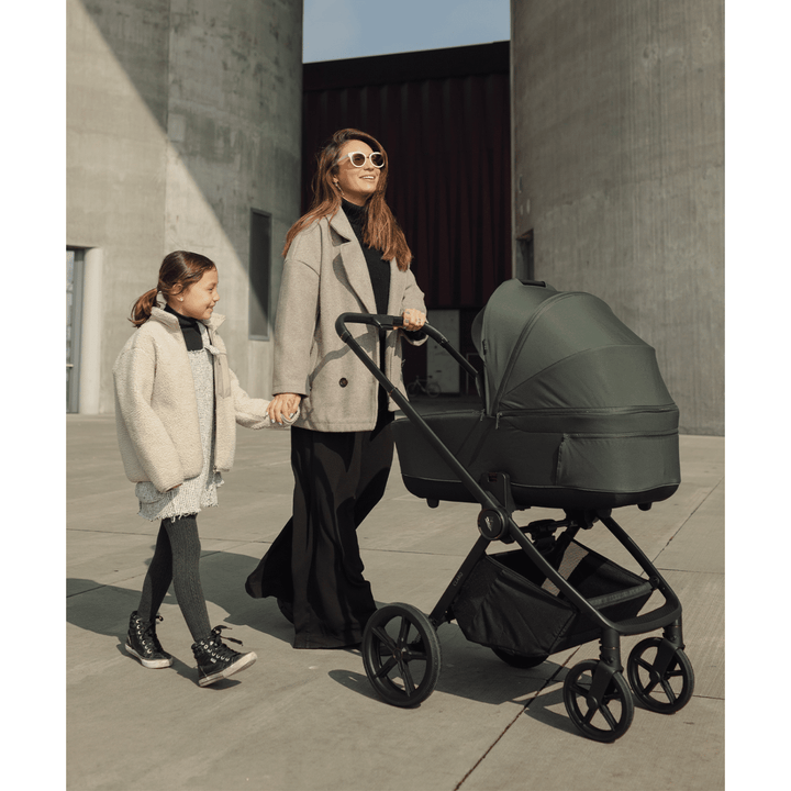 Venicci Claro 4in1 Travel System Bundle - Forest