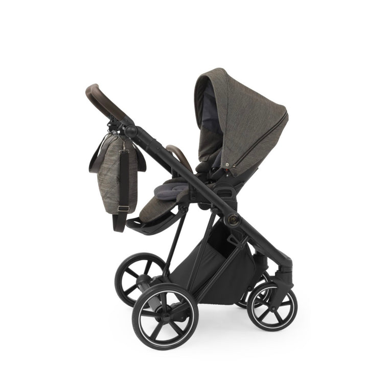 NEW UNPACKAGED Babystyle Prestige Vogue Stroller + Accessories - Mountain