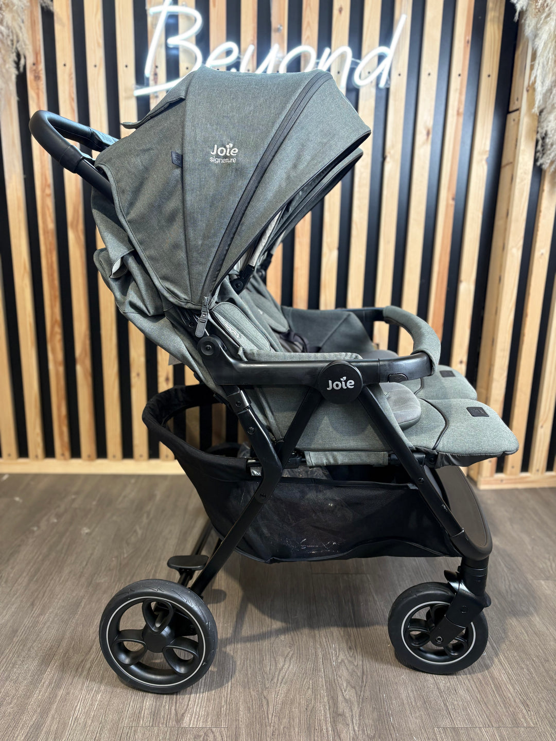 PRE LOVED Joie Estrella Double Stroller - Evergreen