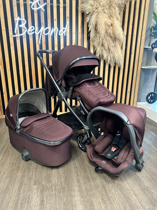 PRE LOVED Babystyle Oyster4 Travel System - Mulberry