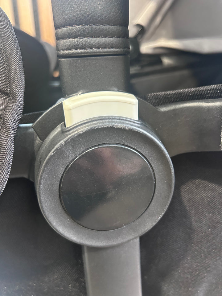 PRE LOVED Bugaboo Donkey2 Twin Bundle - Black/Grey Melange