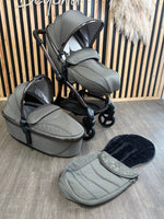 PRE LOVED egg3 Travel System - Hunter Green