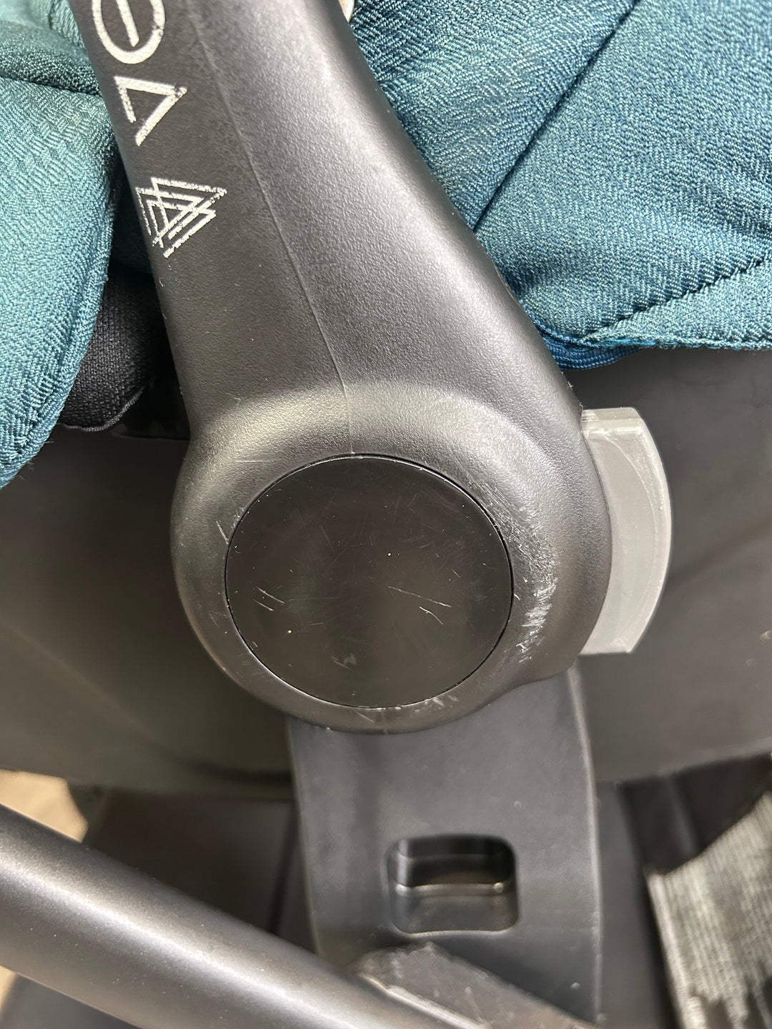 PRE LOVED Venicci Tinum 2.0 Special Edition Travel System - Teal Bay