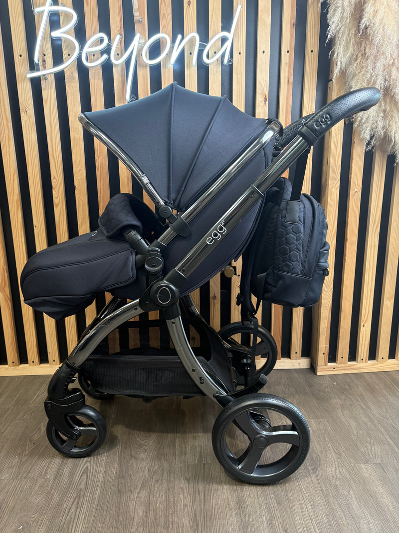 PRE LOVED egg2 Travel System - Cobalt