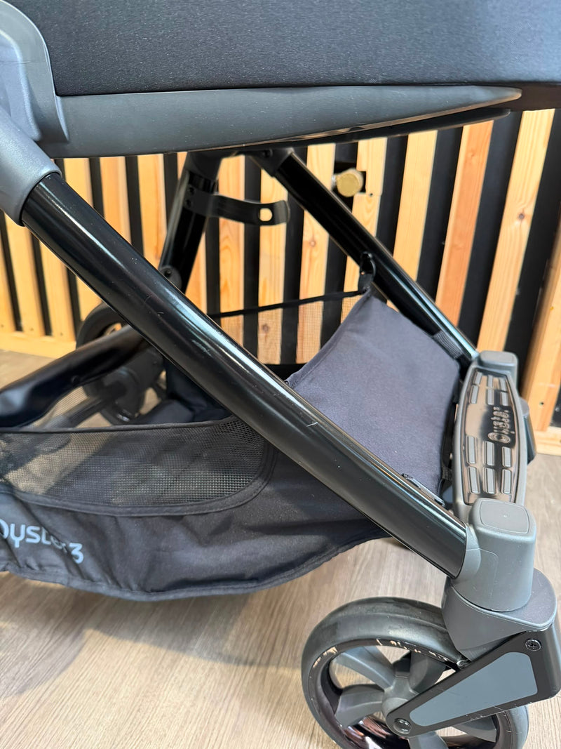 PRE LOVED Babystyle Oyster3 Travel System - Pixel