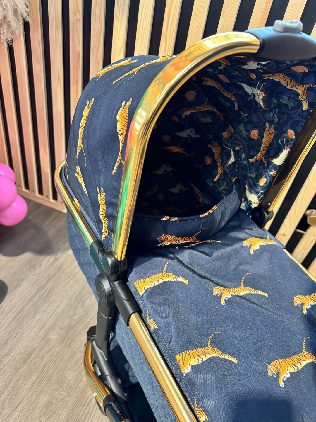 PRE LOVED Wow XL Pram and Accessories Bundle - On The Prowl