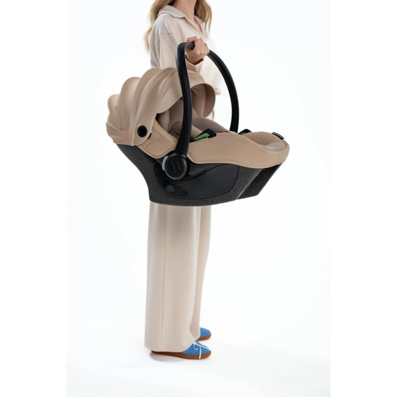 Avionaut Pixel 3 Lightweight Car Seat - Beige