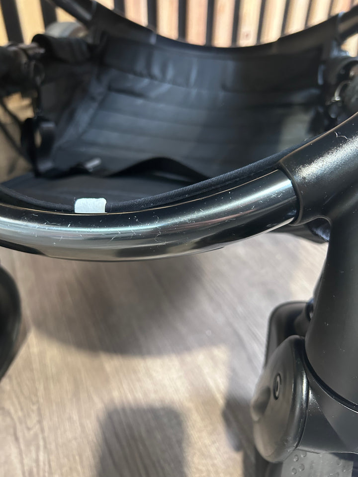 PRE LOVED iCandy Peach 6 Travel System - Dark Grey Twill