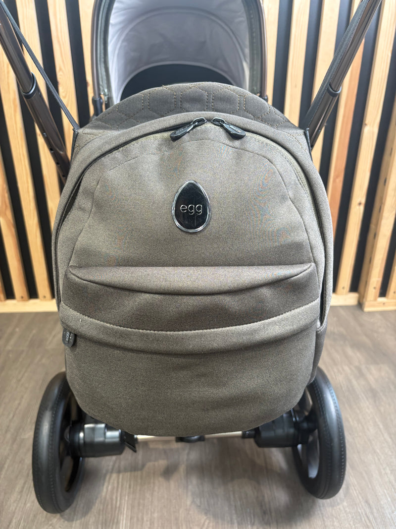 PRE LOVED egg2 Travel System - Hunter Green