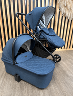 PRE LOVED Venicci Tinum Edge 2-in-1 Travel System - Ocean