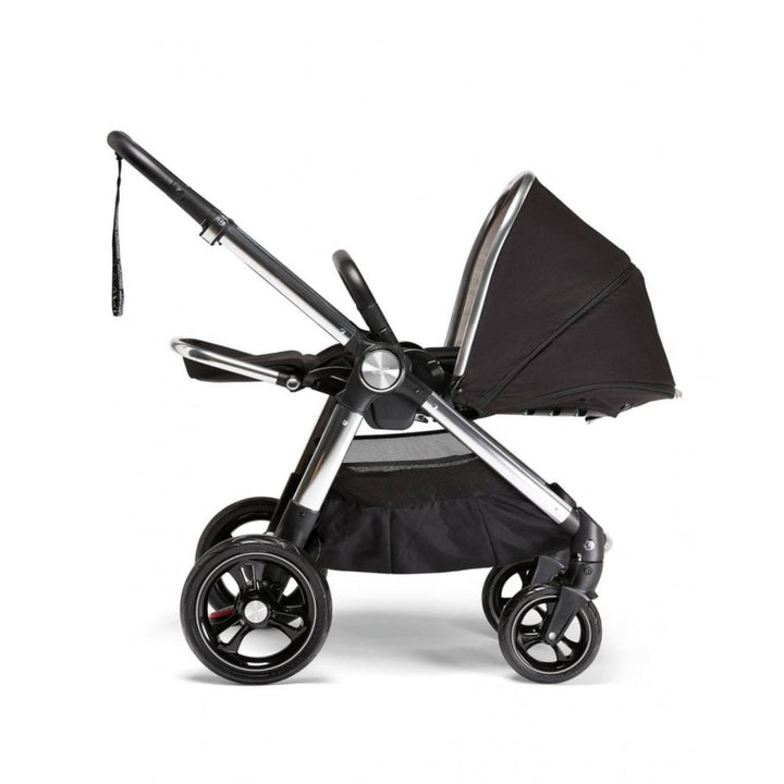 OPEN BOX Mamas & Papas Ocarro Travel System Inc Maxi-Cosi Cabriofix I Size + Isofix Base - Noir