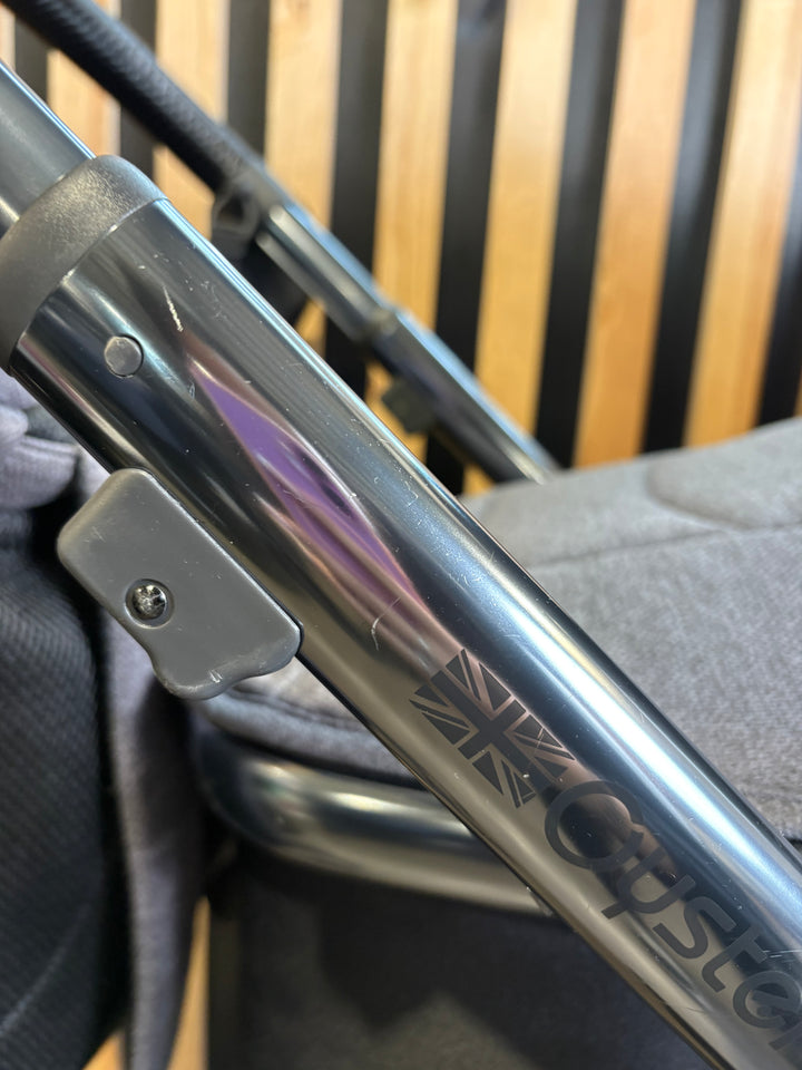 PRE LOVED Babystyle Oyster3 Travel System - Fossil