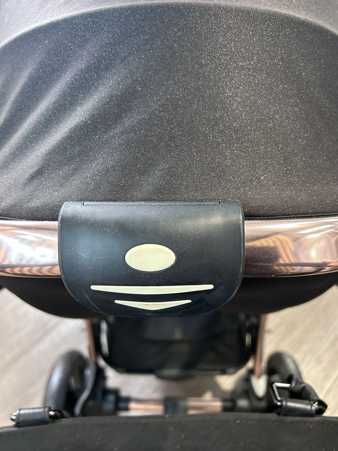 PRE LOVED egg Pram, Pushchair + Accessories - Diamond Black