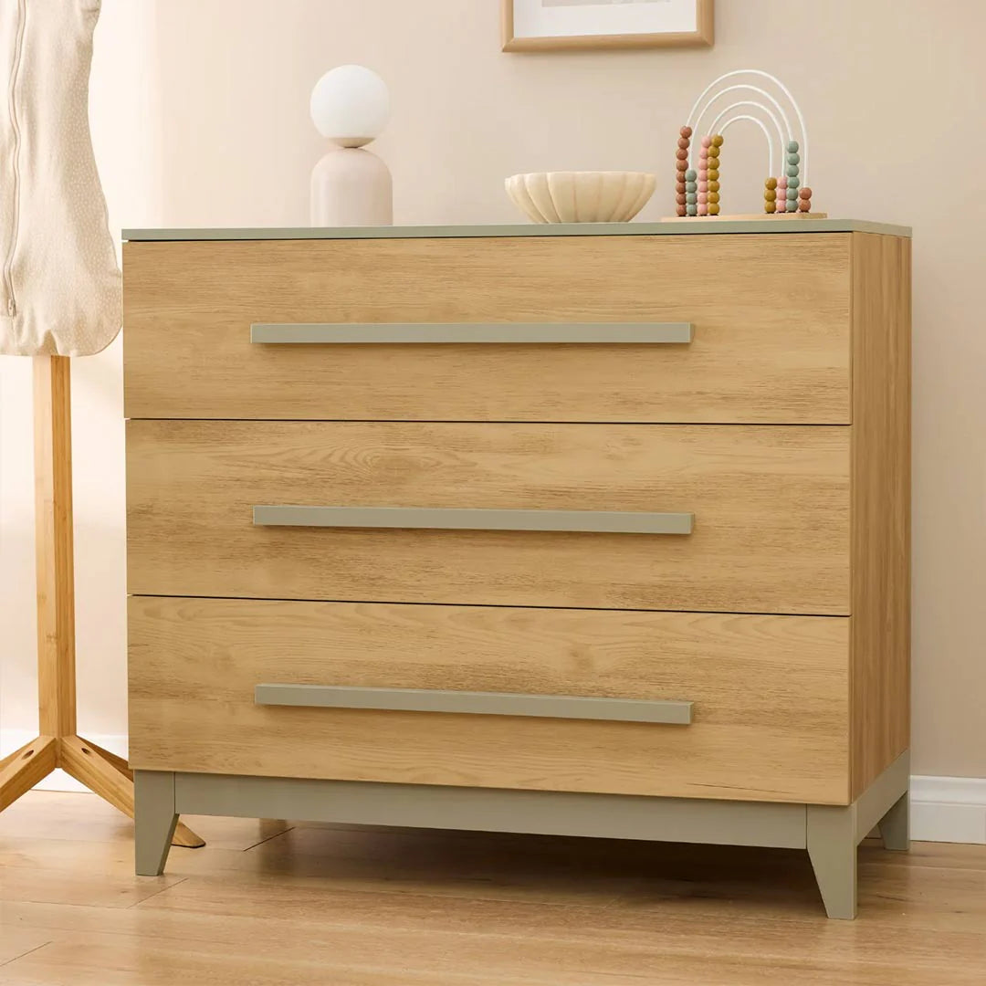 Tutti Bambini Hallee Chest Changer - Sage/Golden Oak