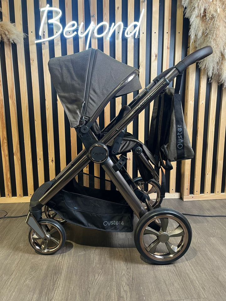 EX DISPLAY Babystyle Oyster4 2-in-1 Travel System - Chocolate Velvet