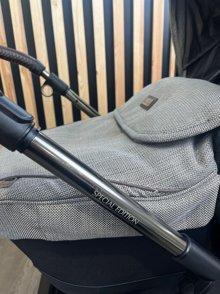 PRE LOVED Silver Cross Pioneer Special Edition Pram + Pushchair - Expedition