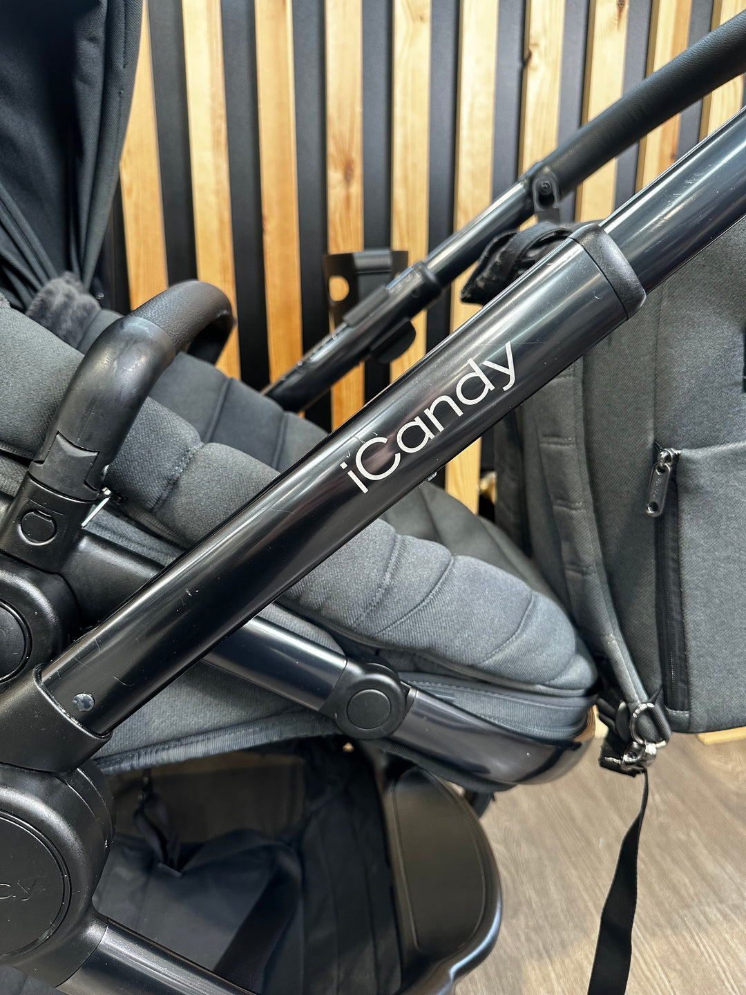 PRE - LOVED ICandy Peach 7 Dark Grey