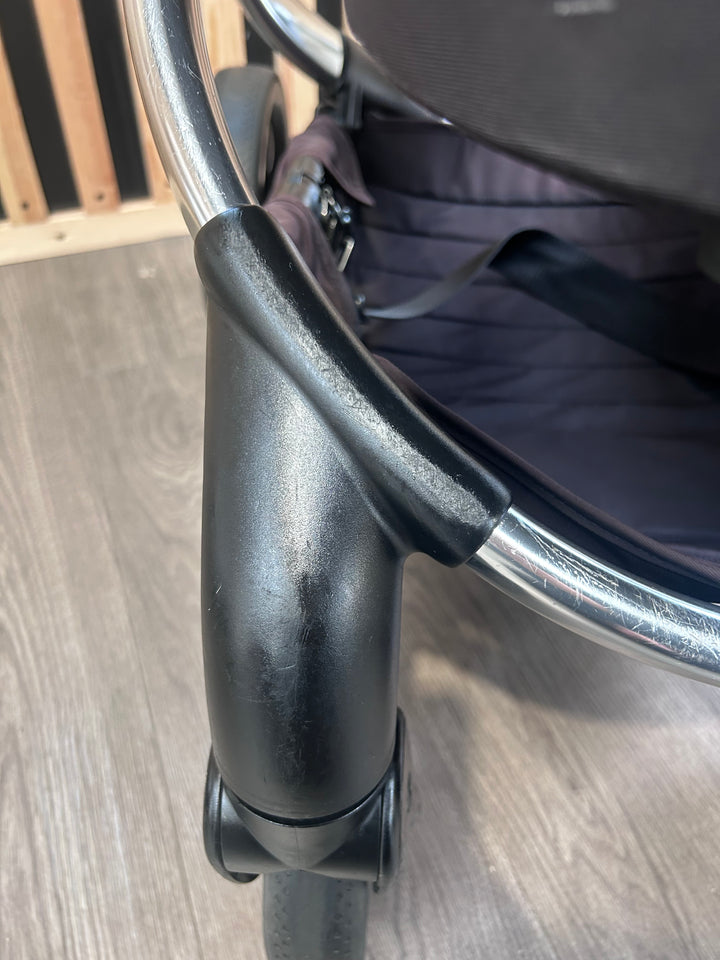 PRE LOVED iCandy Peach 5 2-in-1 Travel System - Beluga Grey