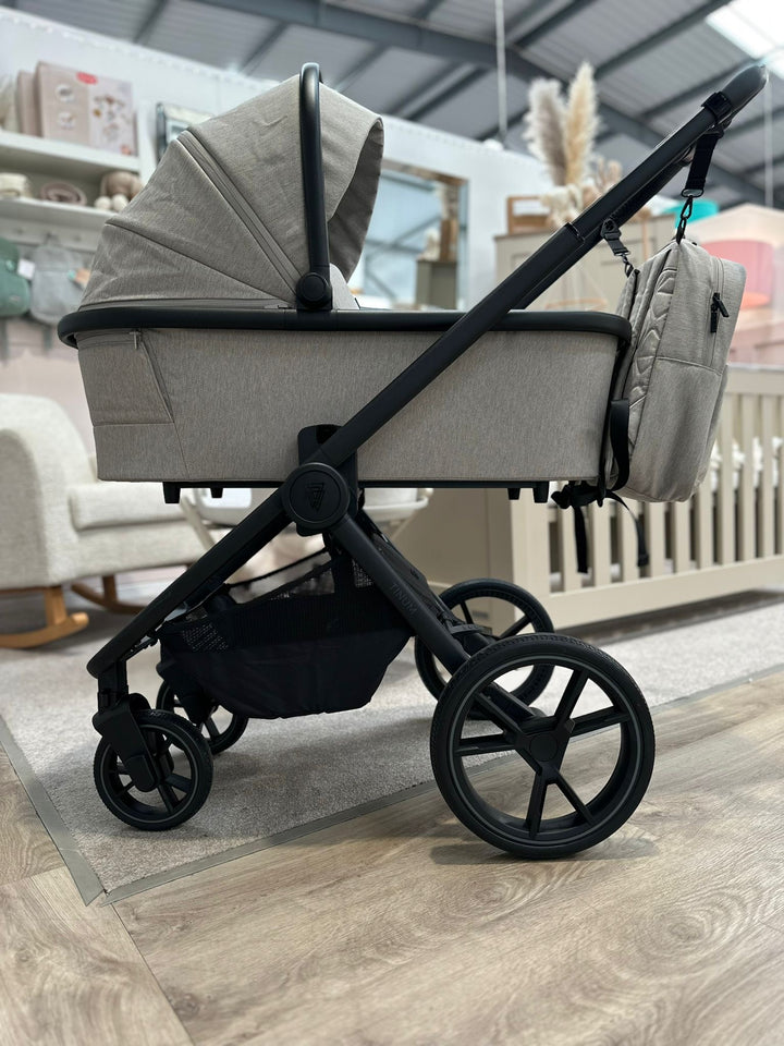 EX DISPLAY Venicci Tinum Edge 3in1 Travel System - Dust