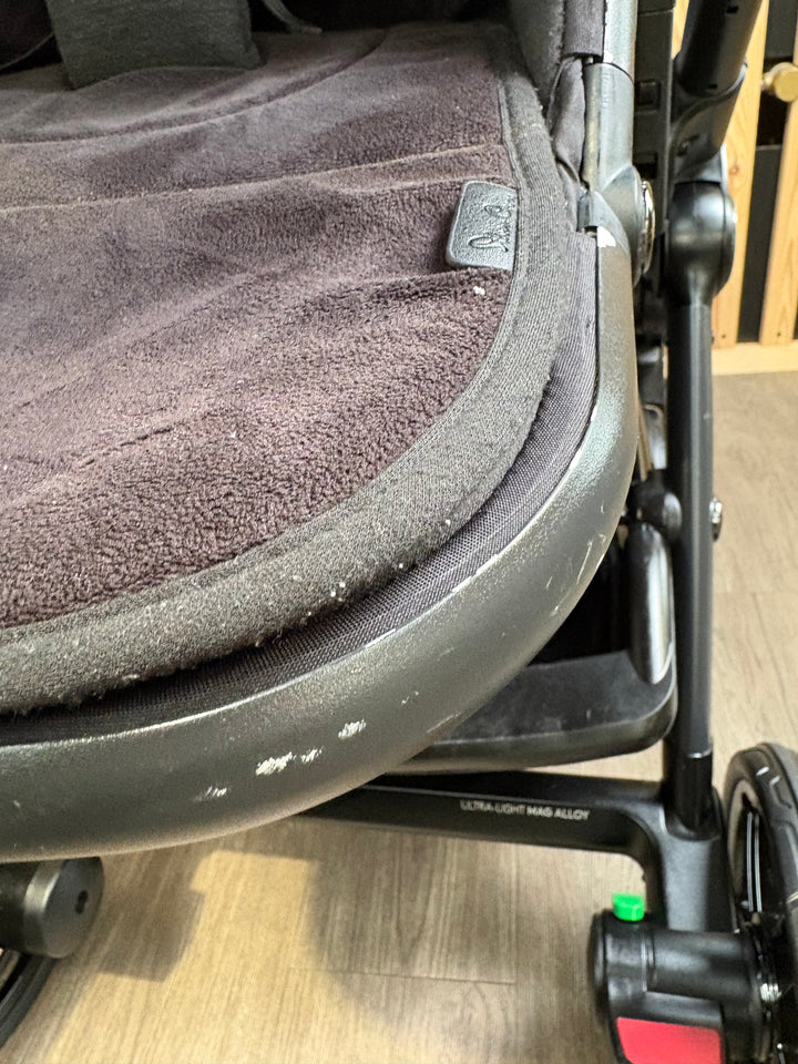 PRE LOVED Silver Cross Wave Double Pushchair - Onyx
