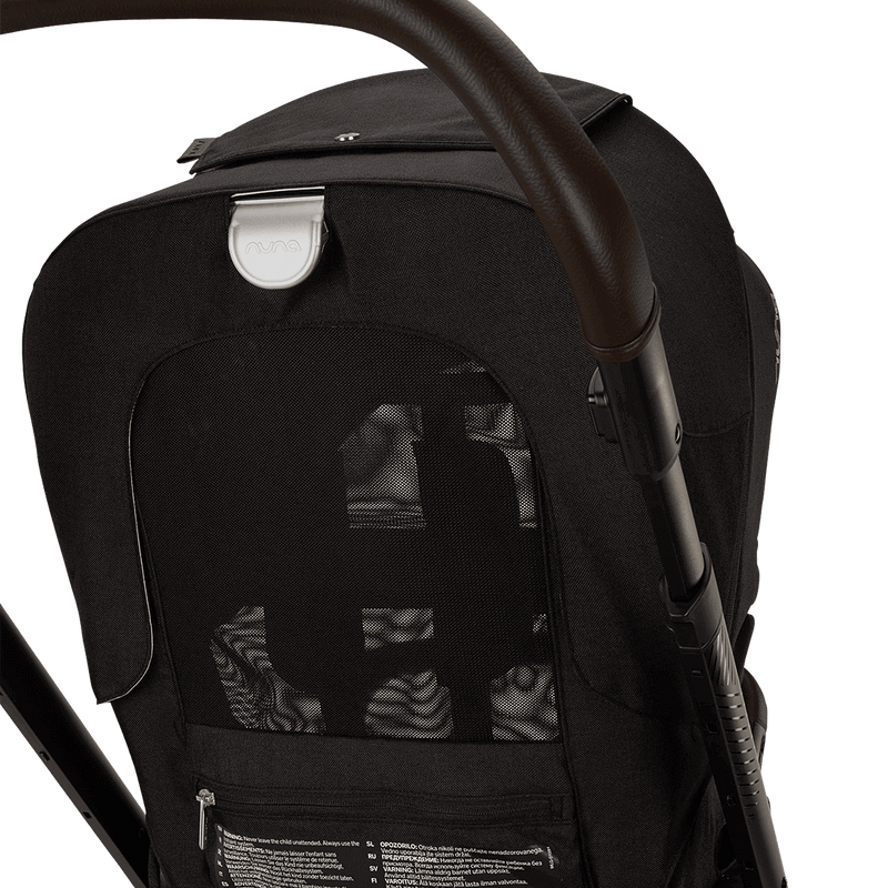 Nuna MIXX Next BMW Collection with ARRA Flex & BASE Curv Bundle - Element