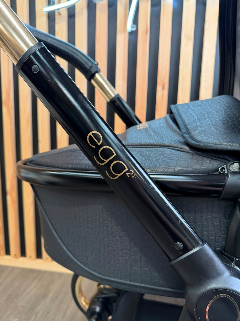 PRE LOVED egg2 Travel System - Jurassic Gold