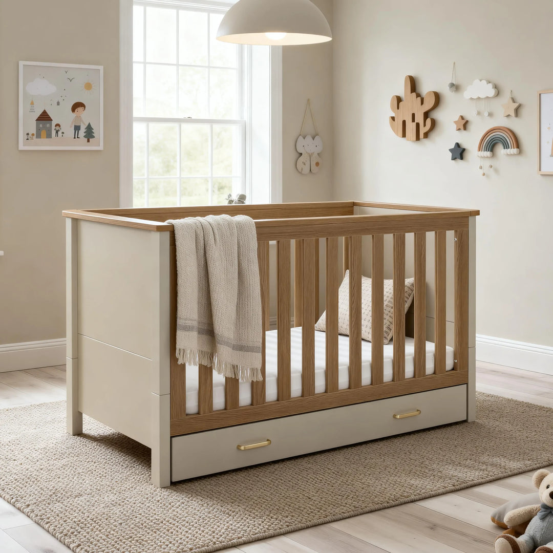 Babymore Mira Cot Bed – Cashmere Warm Oak