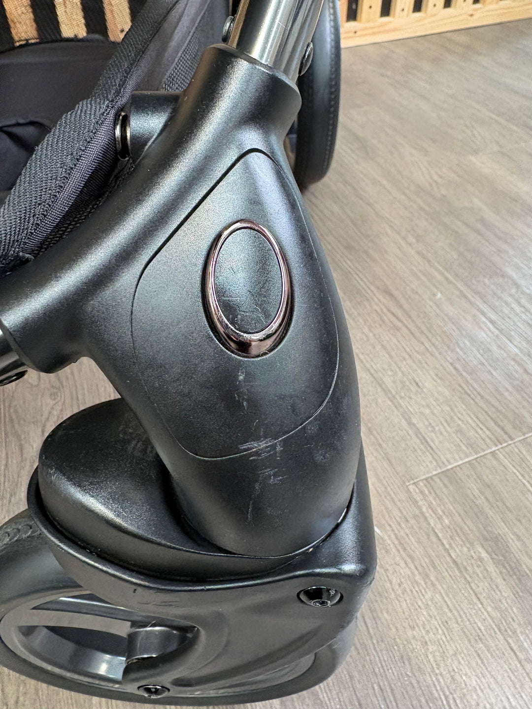 PRE LOVED egg2 Travel System - Cobalt